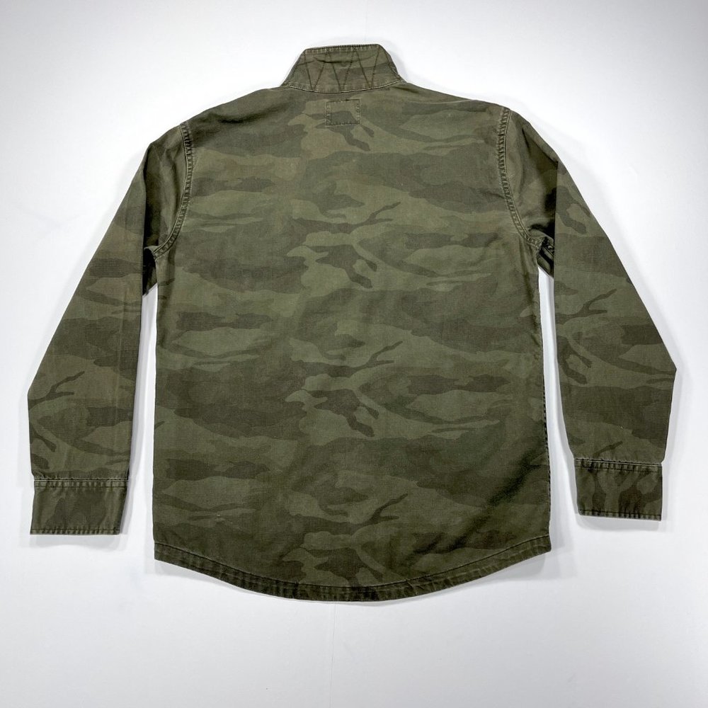 A&F Men's XS Military Shirt Jacket Army Green Camo Button Down Cotton Shacket - Picture 9 of 16